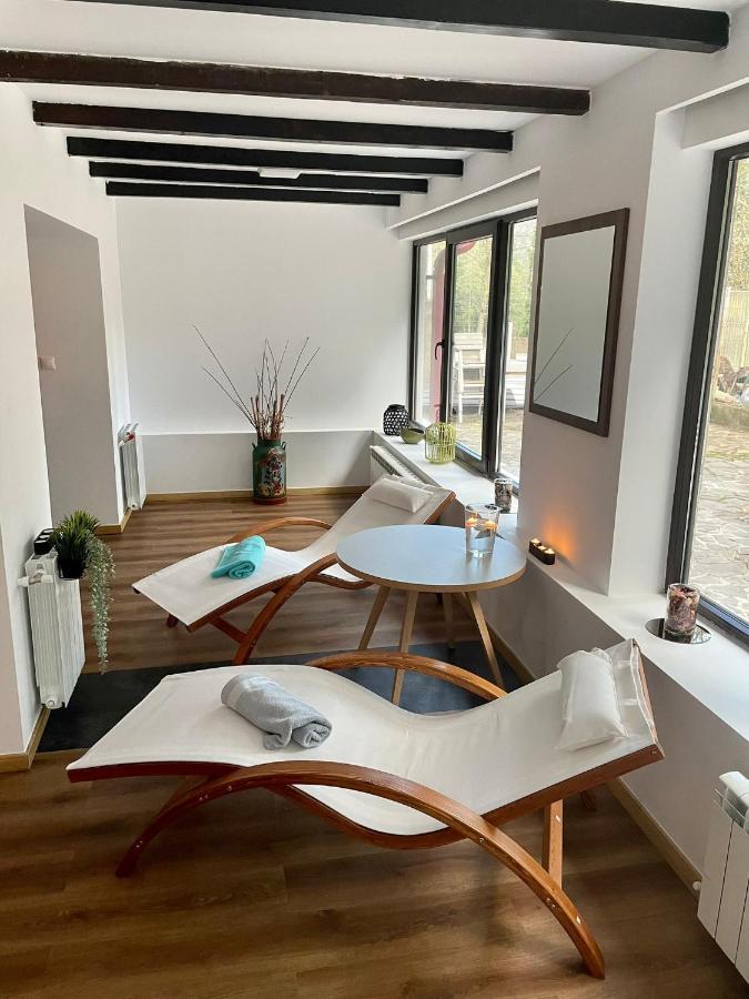 No 107 Guest house